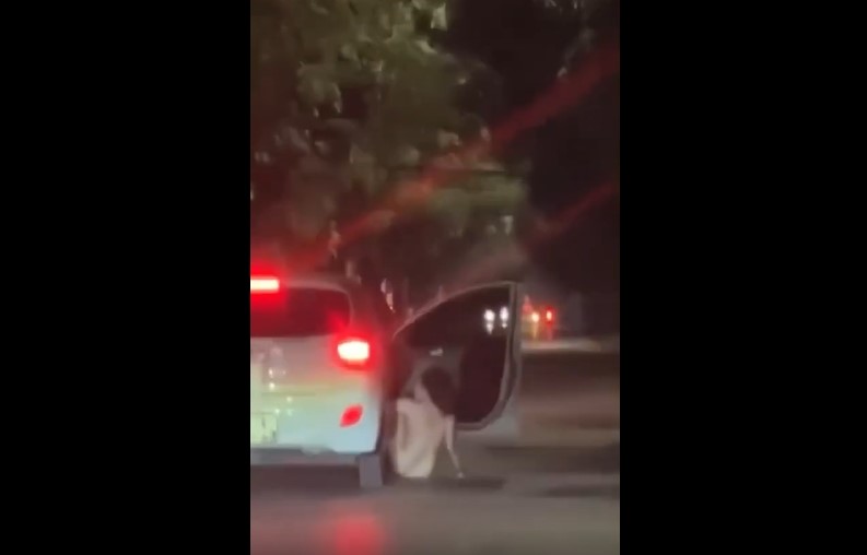 Clip cô gái rơi khỏi ô tô con i10 Nghệ An