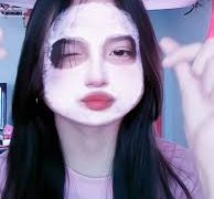 miu mê hát móc lồn